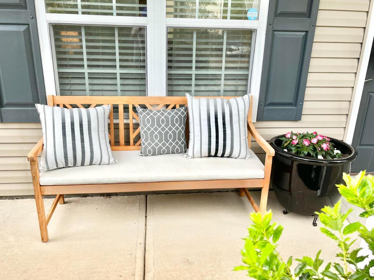 تشارلوت Cozy Home Close To Airport, Downtown, & Us Whitewater Center المظهر الخارجي الصورة
