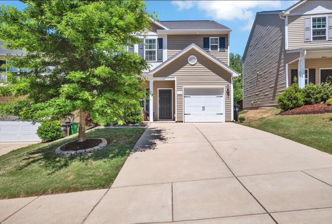 تشارلوت Cozy Home Close To Airport, Downtown, & Us Whitewater Center المظهر الخارجي الصورة